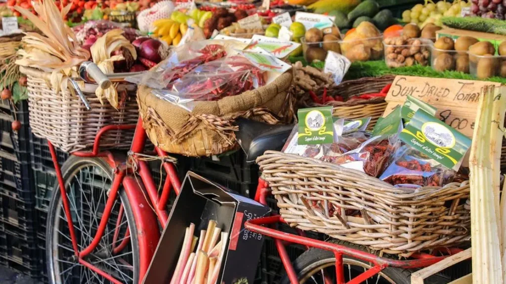 A Local’s Guide to Shopping in Alcona