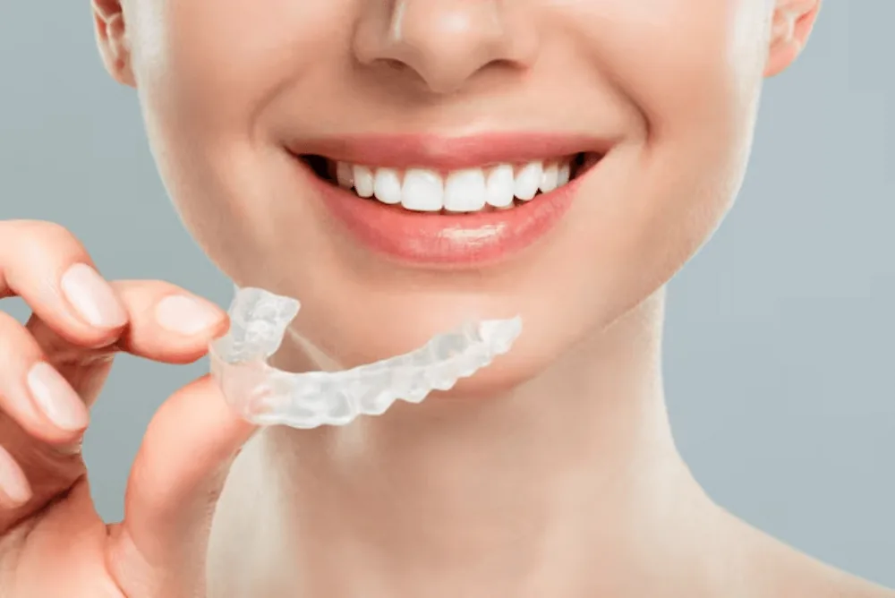 transform-your-smile-with-clear-comfortable-invisalign-aligners