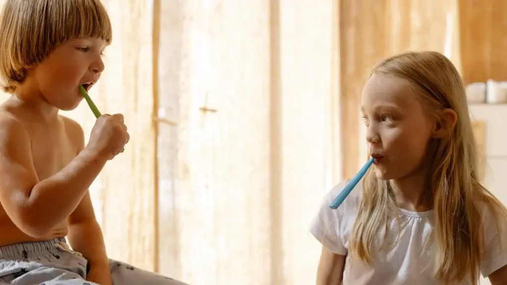 How to Help Kids Maintain Healthy Teeth at School